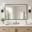 Miroir mural de salle de bain moderne à angles droits avec cadre en métal et verre trempé-579667493-579667519
