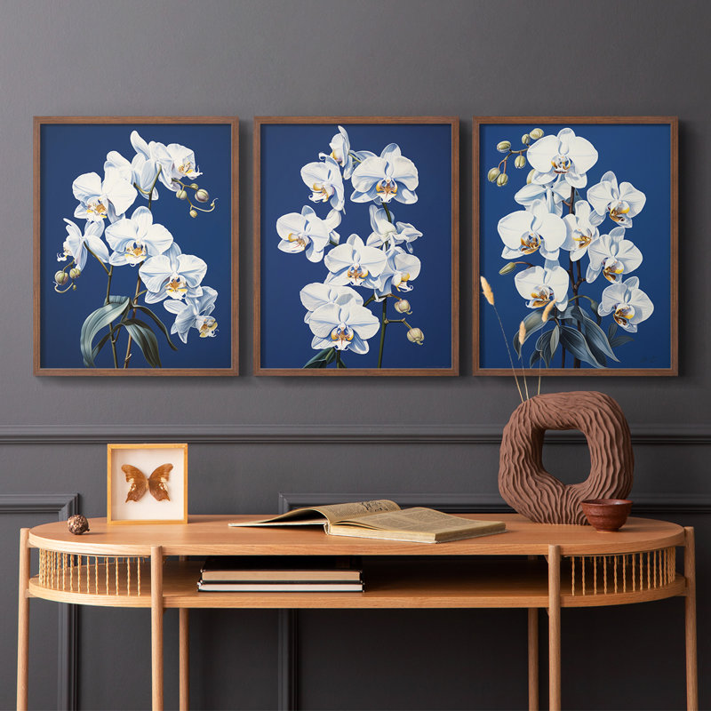 Floral Study Series LVI -Set de 3 estampes numériques giclées -Prêt à accrocher, Cadre noyer, H 28 po x l 22 po