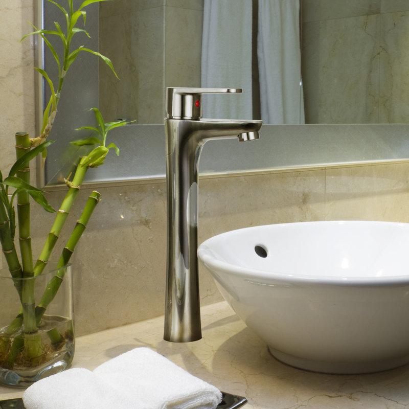 Single-Hole Single-handle Bathroom Faucet, 12.6