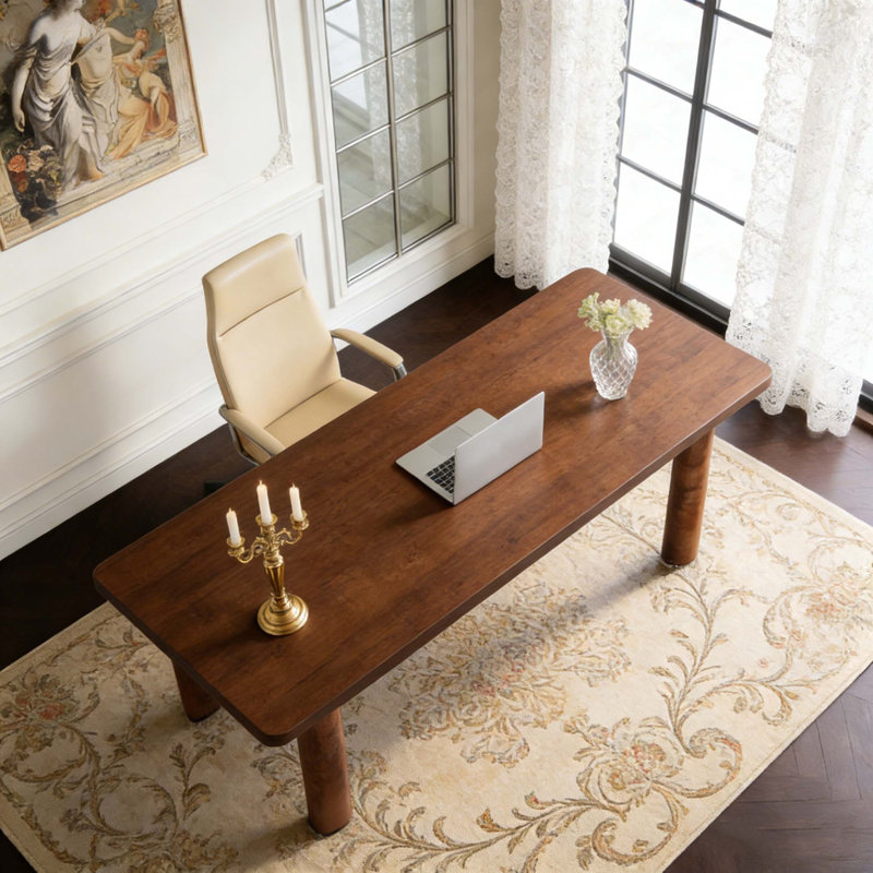Bureau d'ordinateur en bois pour la conférence
