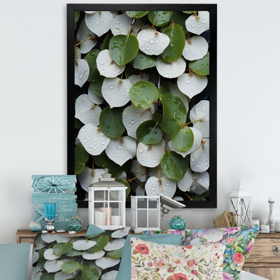 " Green White Leafs Collage "