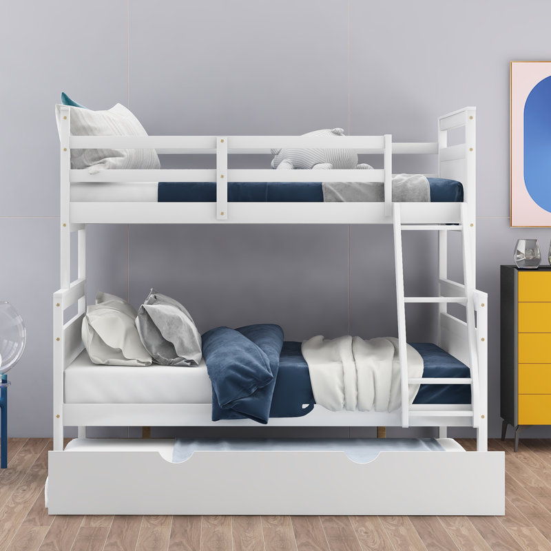 Lit simple superposé au dessus d'un lit double avec lit gigogne, échelle et barrière de sécurité, base de lit en bois peu encombrante, blanc