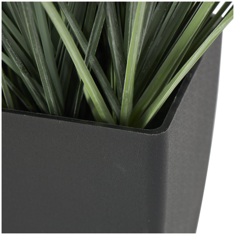 Herbe artificielle 18,95 po en pot