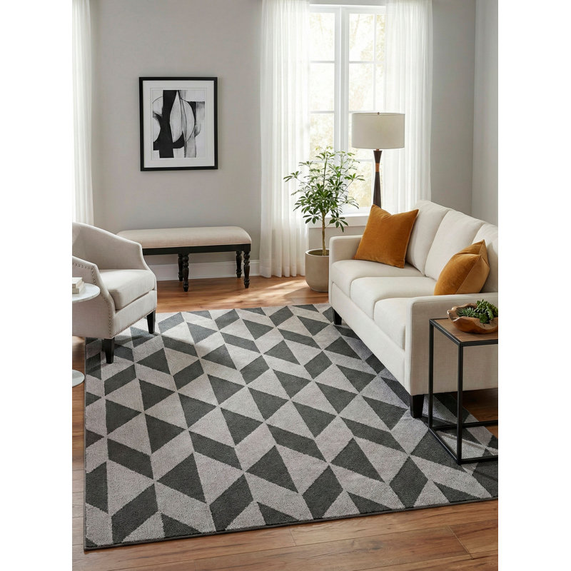 Urbano Geometric Area Rug in Gray, Rectangle 6'8" x 9'7"