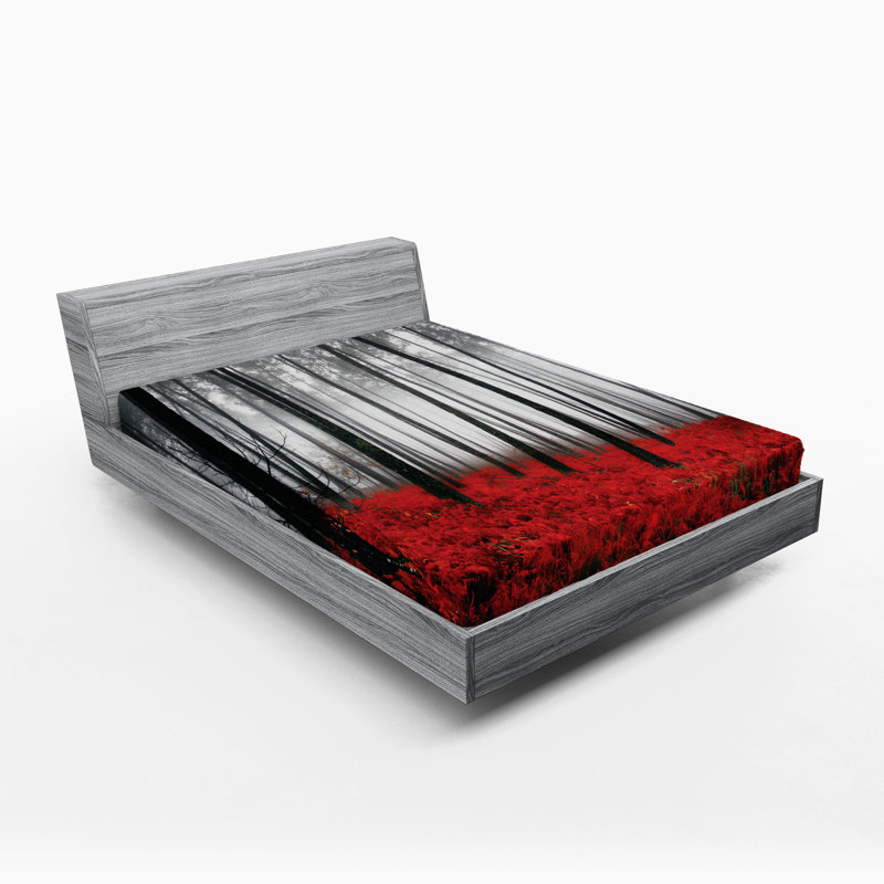 Ensemble de 2 draps-housse Ambesonne Forest Foggy Woodland - gris pâle - noir et rouge
