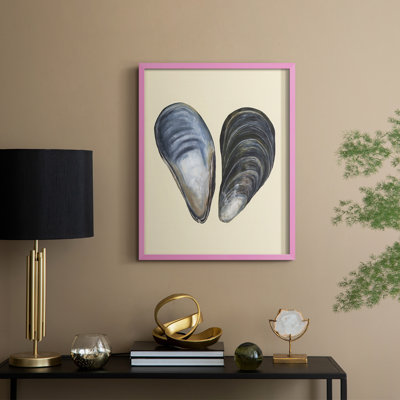«Bivalve Shells I», reproduction encadrée - bois massif