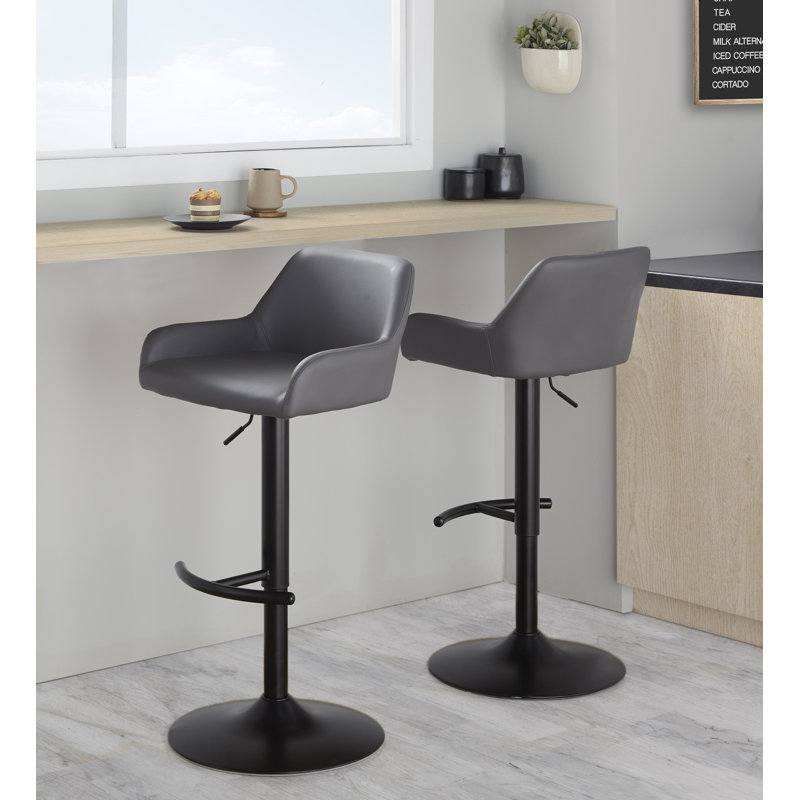 Tabouret de bar réglable avec repose-pieds arrondi Cassiopeia, Grey Faux Leather/Black Frame