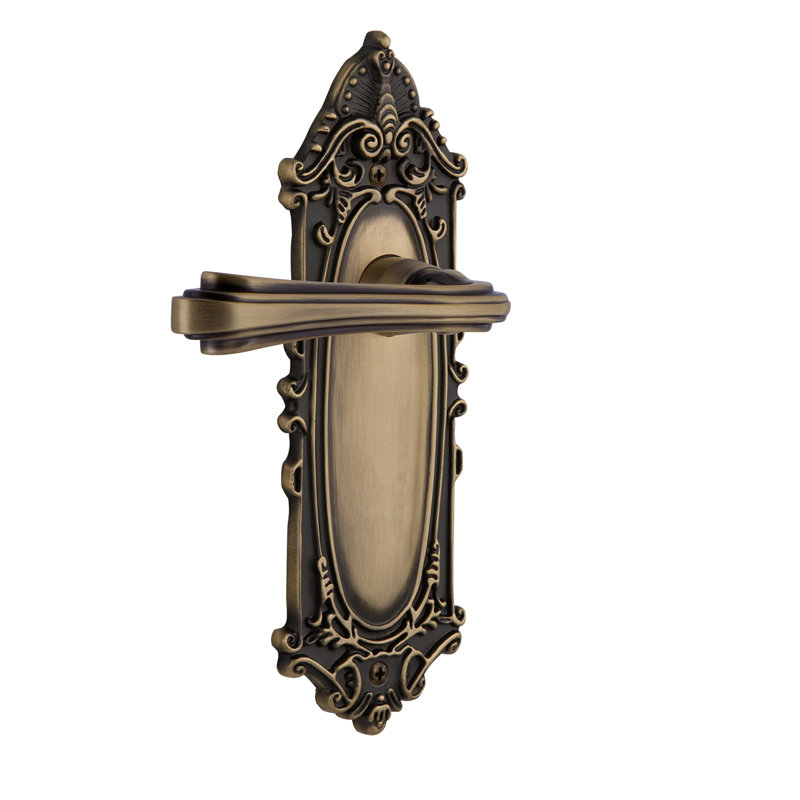 Victorian Plate Privacy (Bed & Bath) with Fleur Lever, Antique Brass, 2.75"