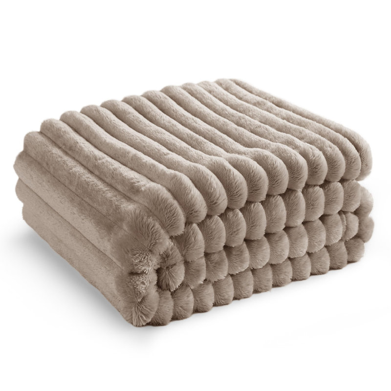 Bedsure Soft Fleece Throw For Beds & Sofas, Mocha Meringue, 170cm x 130cm