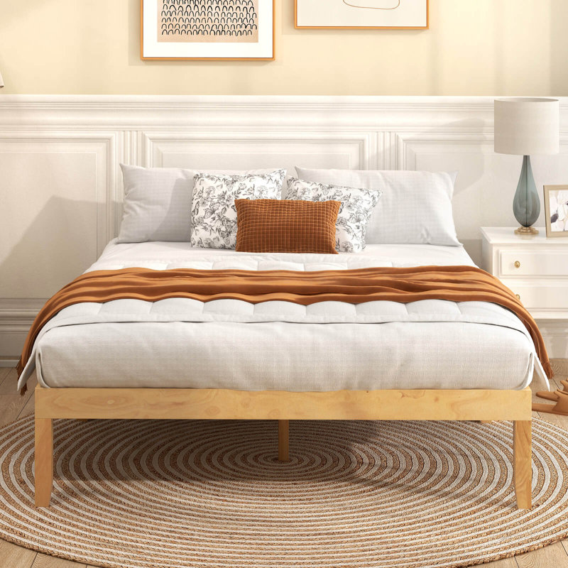 Base de lit plateforme en bois 14 po avec pieds en bois d'hévéa, Beige, Double