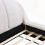 Lit plateforme tapissier très grand en chenille avec tête et pied de lit épais, conception élégante en forme de coquillage en beige