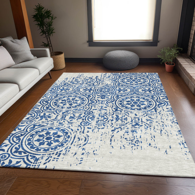 Lamanna Washable Oriental Indoor / Outdoor Rug, Rectangle 5' x 7'6"