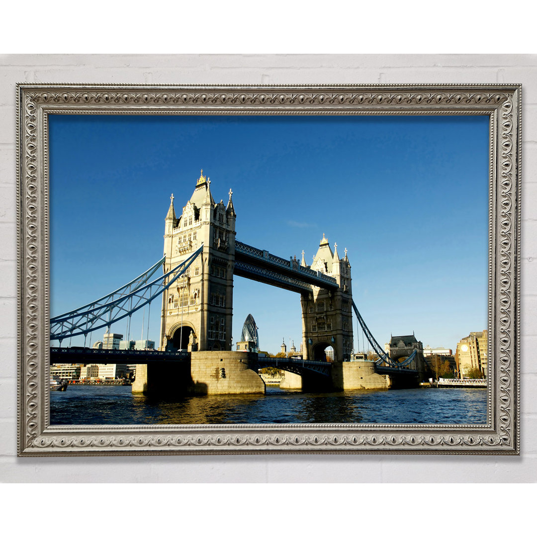 London Tower Bridge Blue Days - Einzelner Bilderrahmen Kunstdrucke