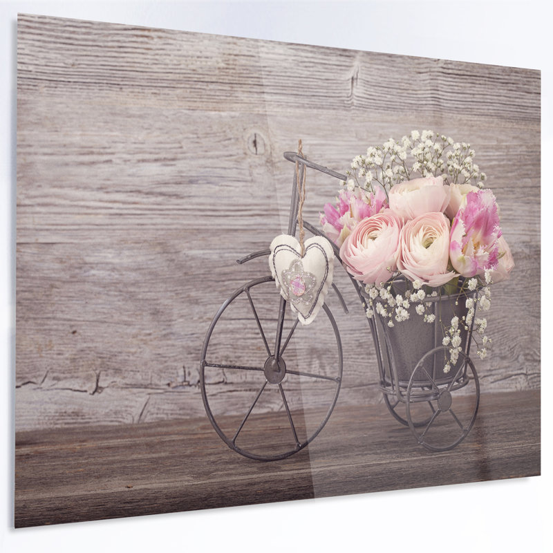 «Ranunculus Flowers in Bicycle Vase», photographie, Métal, H 23 po x l 23 po x P 1 po