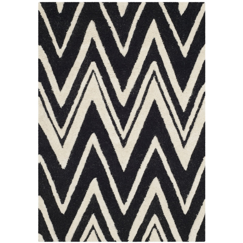 Sanyla Hand Tufted Wool Chevron Rug, Rectangle 2'6" x 4'