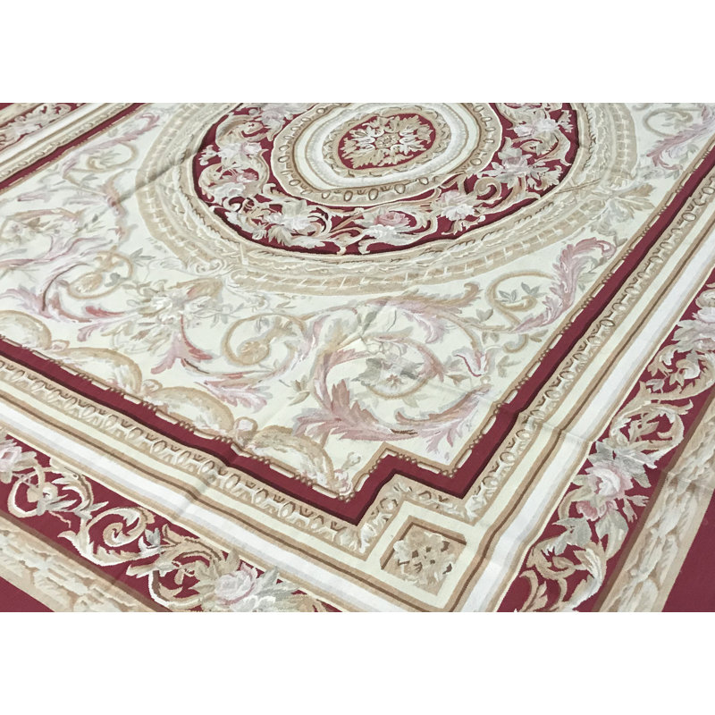 Tapis rouge et doré noué à la main de haute qualité