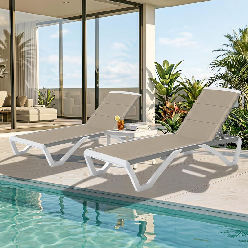 Chaises longues de patio ajustables, structure en aluminium, ensemble moderne pour bord de piscine avec table