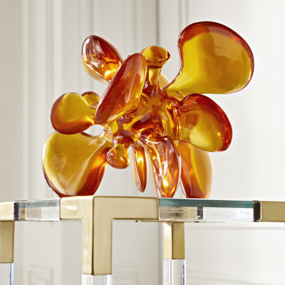 Giant Abstract Figurines & Sculptures