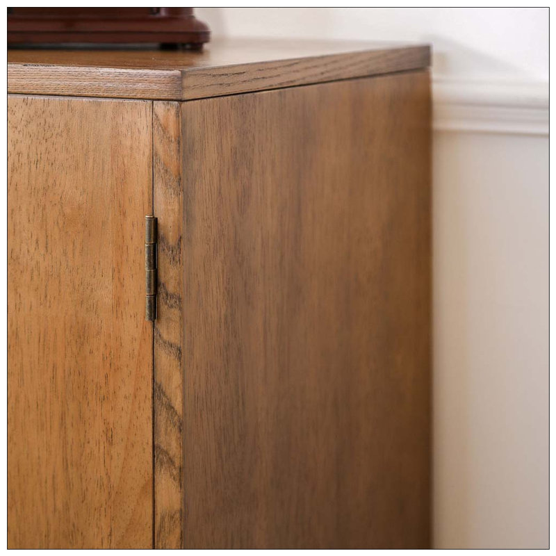Armoire 2 portes en bois sculpté