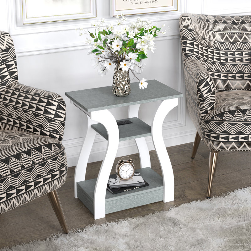 Table de bout de 23,62 po, petite table d'appoint avec prises intégrées pour le salon, la chambre à coucher et la table de chevet