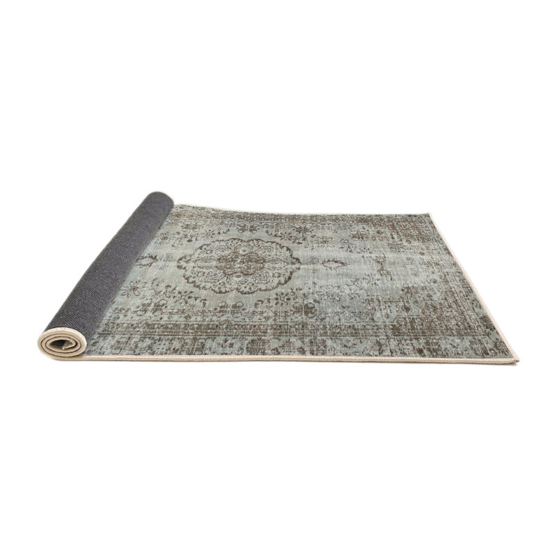Pullman Oriental Indoor Rug, Round 5'