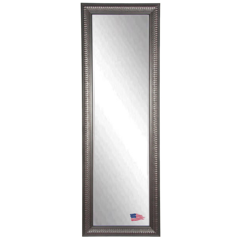 Miroir pleine grandeur traditionnel d'Ukiah, H 64 po x l 26 po