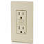 Ensemble de 3 prises de courant de 15 à 125 Volts pour prise de courant de 15 ampères SmartLock Pro Leviton-37190762