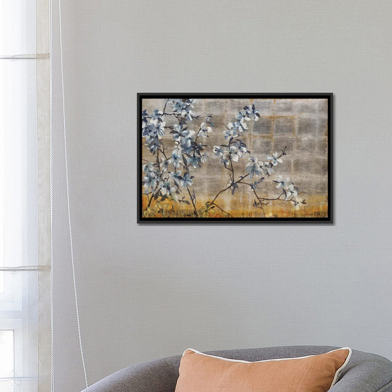 «Silver Dogwood», reproduction sur toile, H 18 po x l 26 po x P 1,5 po, Toile avec cadre noir, Pas de tapis