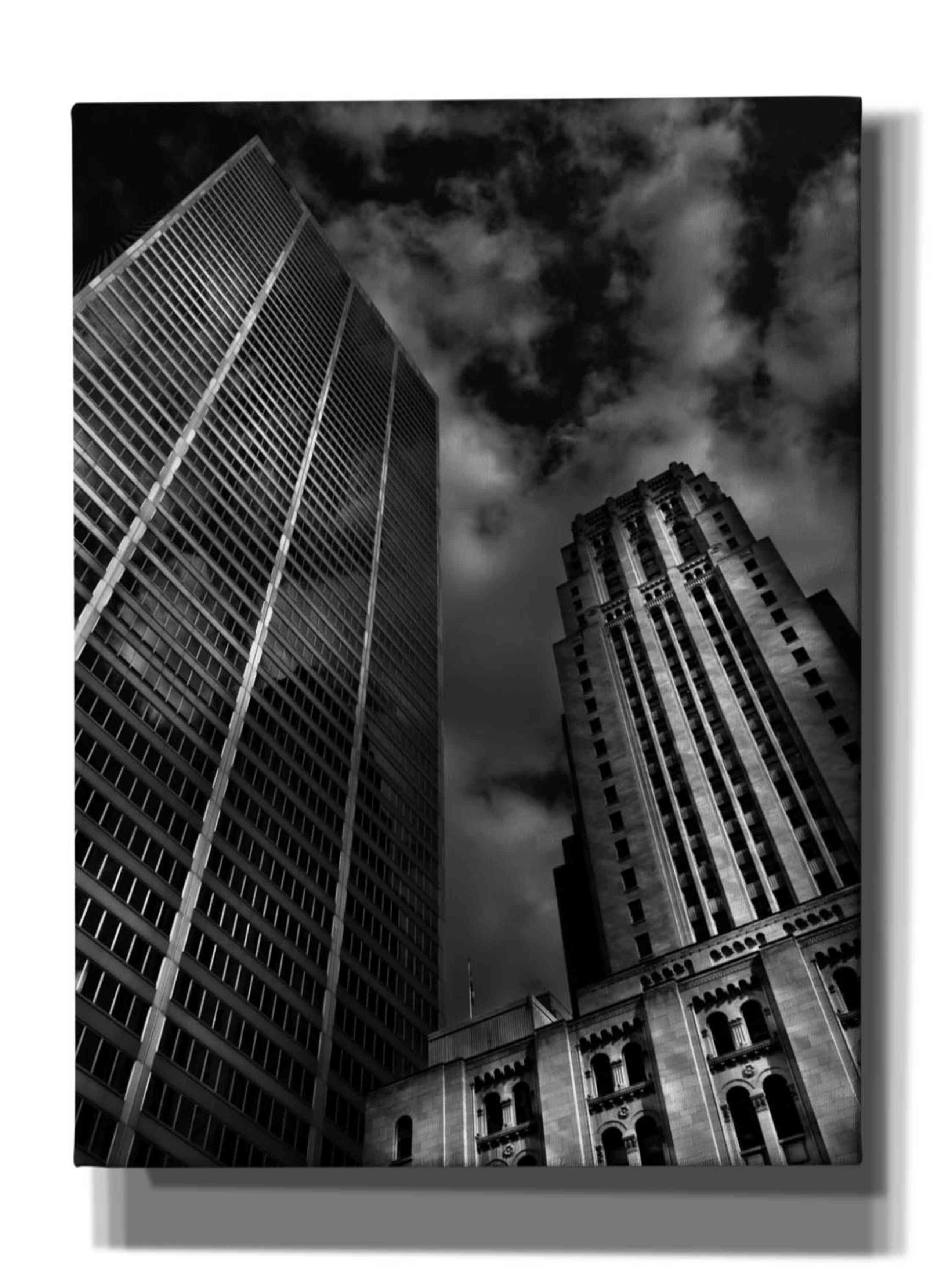 Latitude Run® Epic Graffiti #39 Commerce Court Courtyard View No 1