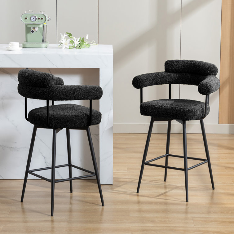 Kiylan Swivel 26.7" Counter Stool