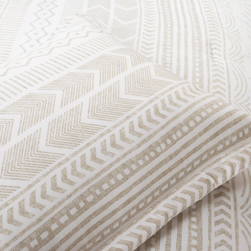 Lush Decor Hygge Geo Reversible Comforter Set, King Comforter + 4 Euro Shams, Taupe