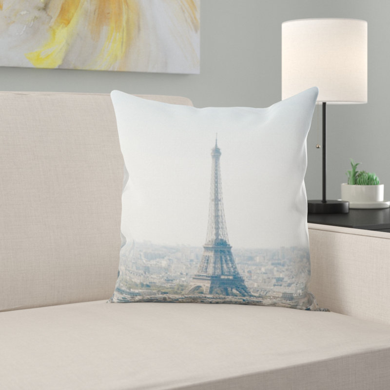 Coussin décoratif en tour eiffel
