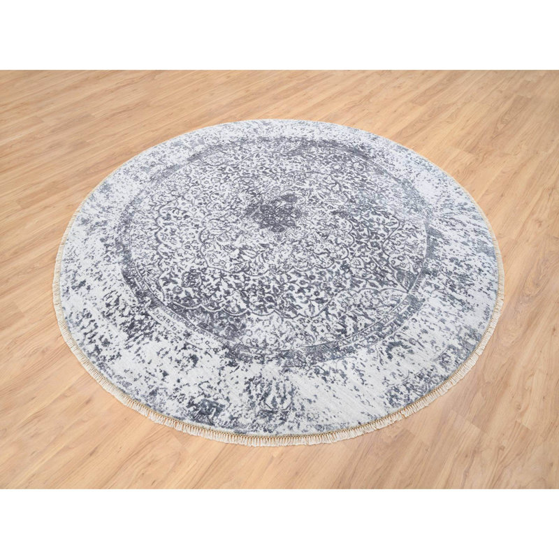 Tapis oriental rond 7 pi 10 po x 7 pi 10 po gris argenté avec motif persan effacé en laine et soie pure noué à la main