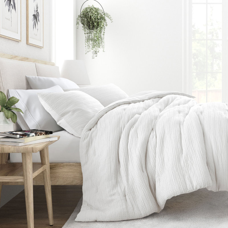 Waffle Textured 3-PC Comforter Set All Season Down-Alternative Ultra Soft Bedding, King / Cal-King, White