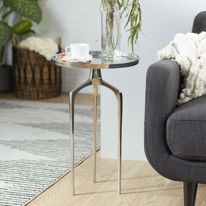 Table d'appoint avec plateau en aluminium noir Jody