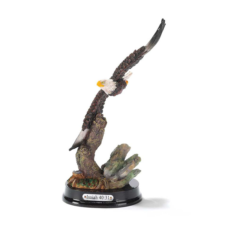 Figurine aigle en milieu de vol