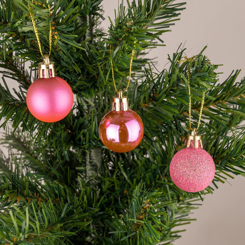 3cm Polyvinyl Chloride (PVC) Bauble, Pink