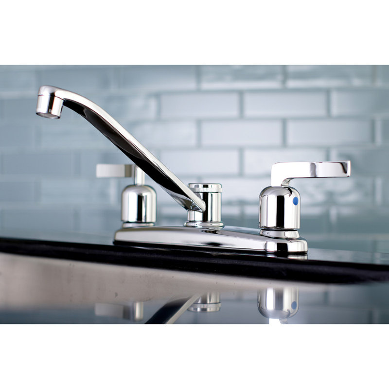 Robinet de cuisine central à deux poignées 8 "Kingston Brass Centurion, Sans douchette latérale