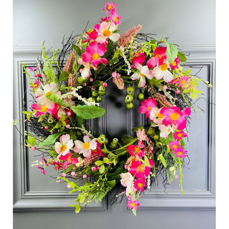 Faux Mixed Assortment Twig 24'' Wreath