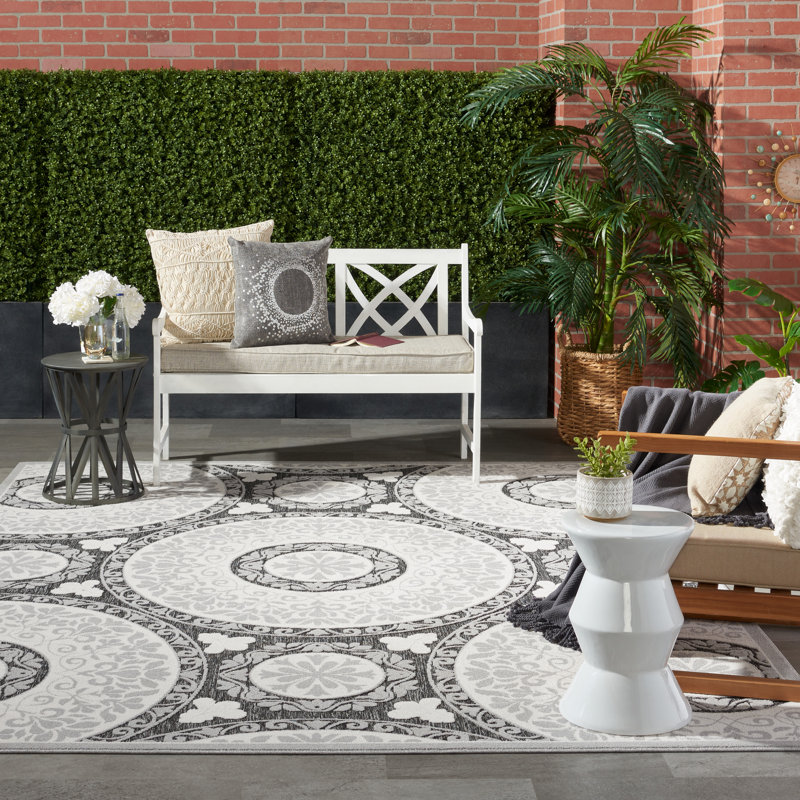 Grice Geometric Indoor / Outdoor Rug, Rectangle 8'10" x 11'10"