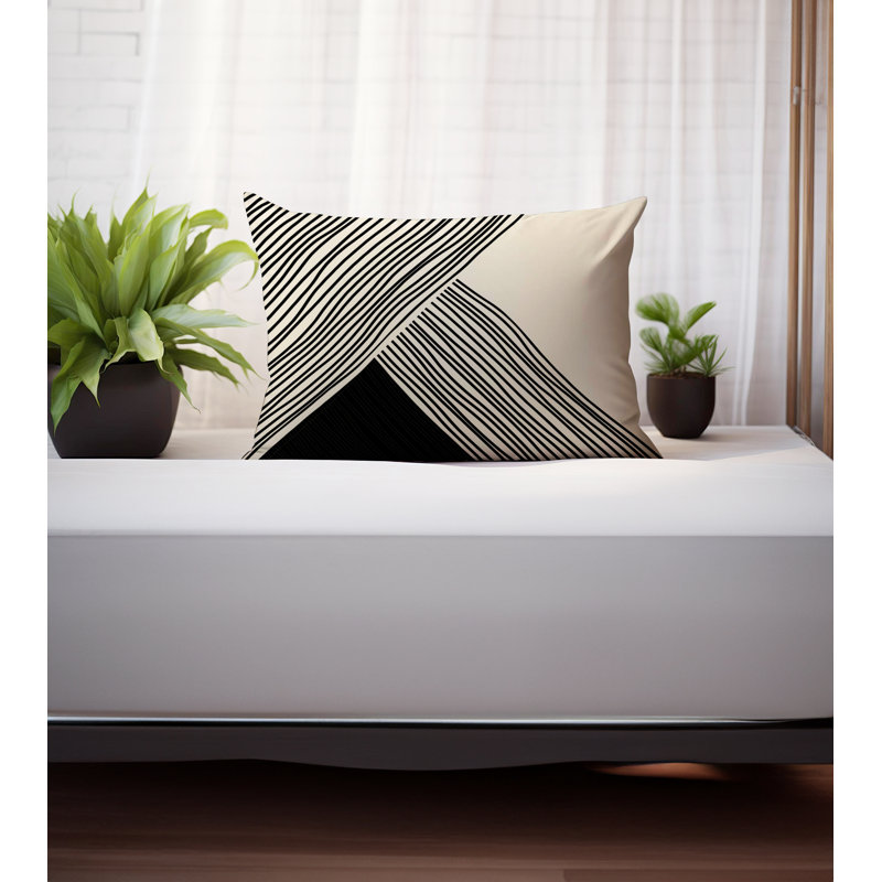 Coussin intérieur \/ extérieur Mitzi Minimalist, H 14 po x l 20 po, Crème / Noir