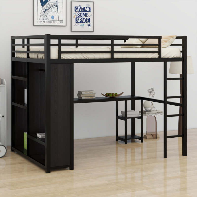 Structure de lit mezzanine avec garde-robe, bureau et tablettes de rangement