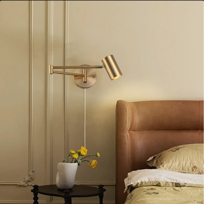  Applique murale moderne à bras articulé doré moderne, lampe murale réglable en métal avec douille E26, lampe de lecture contemporaine pour chambre à coucher, salon, bureau et bureau