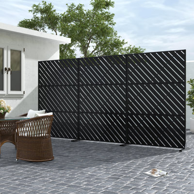 Outdoor Metal Privacy Screen by Dovelina