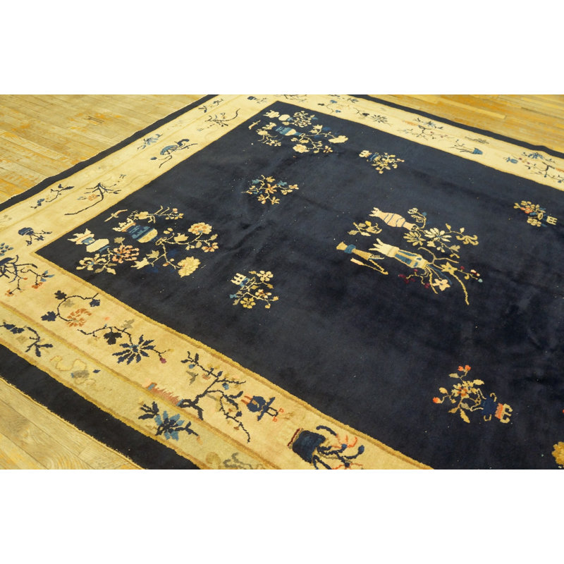 Handmade Wool Floral and Oriental Area Rug