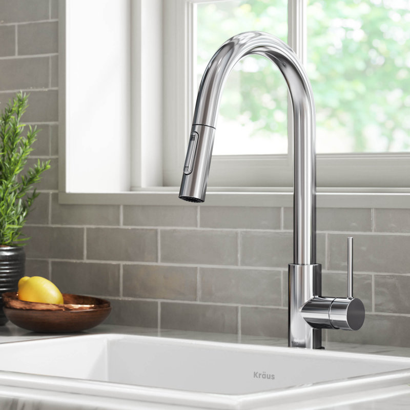 Robinet de cuisine à poignée simple Oletto, Chrome