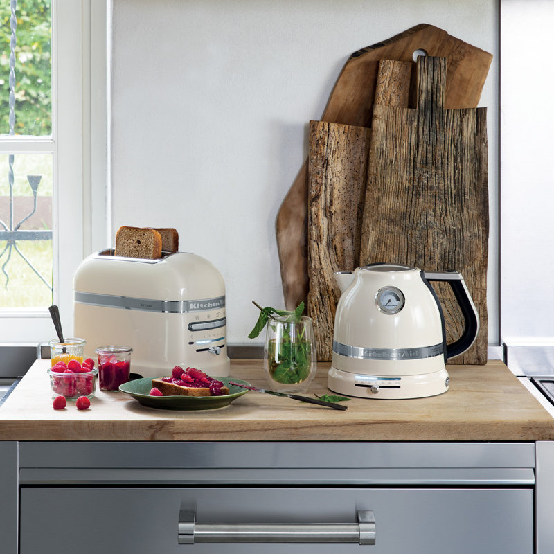 Kitchenaid, Artisan 2-Slot Toaster. Auto-Sensor Keep Warm Function, Almond Cream