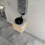 Meuble-lavabo mural avec lavabo d'art en céramique