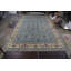 Tapis bleu à motif végétal