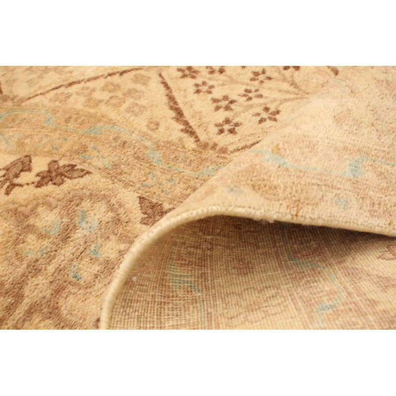 Tapis zone en laine crème/gris clair 8 pi 2 po x 9 pi 7 po à la main one-of-kind-noué la 2010 ushak Angelette
